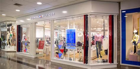 tommy hilfiger chile alto las condes|Tommy Hilfiger en Lima .